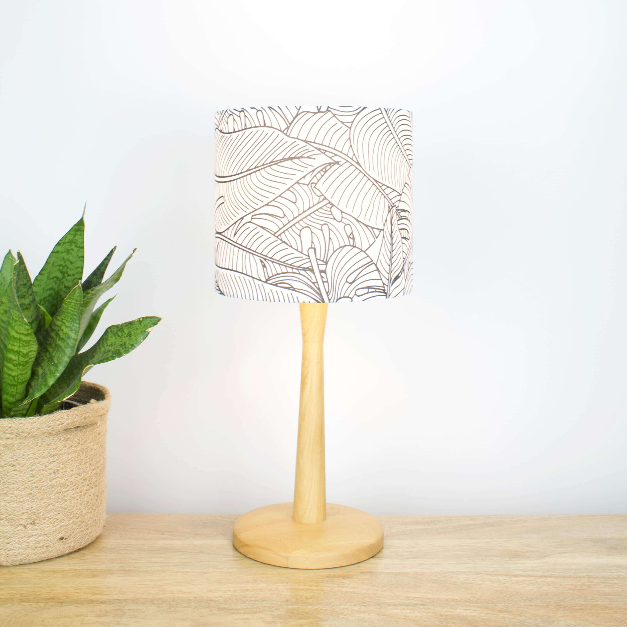 Black and White Monstera Leaf Lampshade - Tropikala